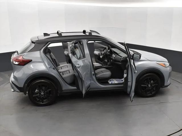 2023 Nissan Kicks SR Xtronic CVT