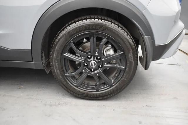 2023 Nissan Kicks SR Xtronic CVT