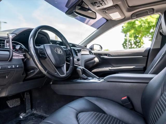2020 Toyota Camry SE AWD
