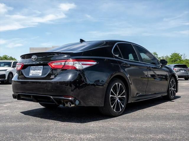 2020 Toyota Camry SE AWD