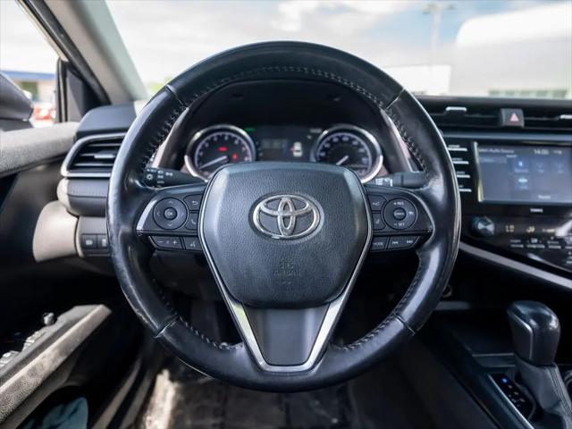 2020 Toyota Camry SE AWD
