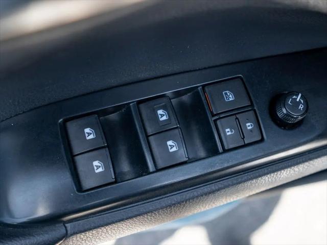 2020 Toyota Camry SE AWD