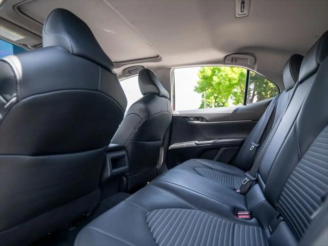 2020 Toyota Camry SE AWD