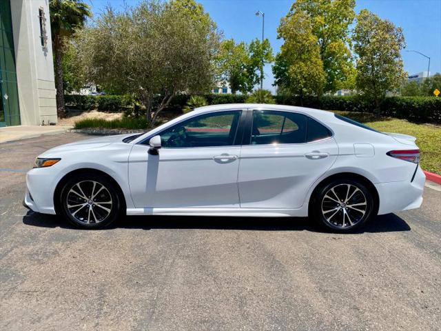 2018 Toyota Camry SE