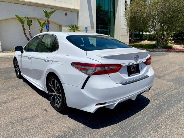2018 Toyota Camry SE