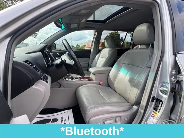 2011 Toyota Highlander Limited V6