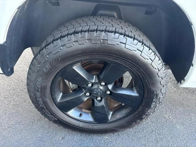 2019 Ram 1500 Classic Express Quad Cab 4x4 6'4" Box