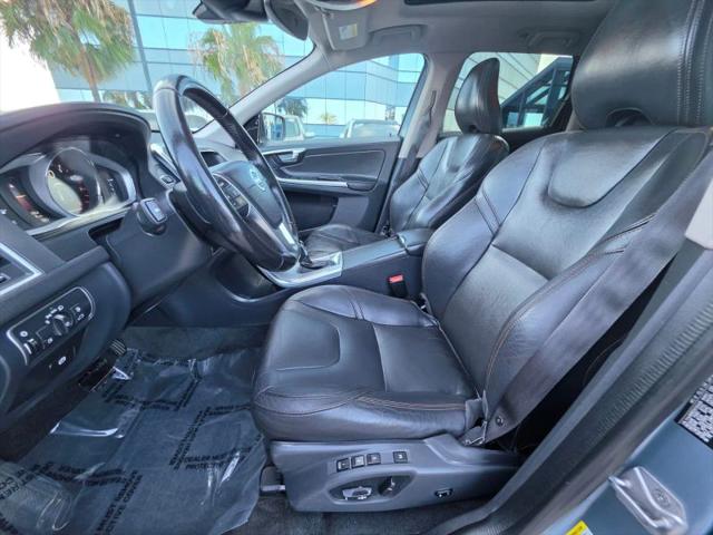 2017 Volvo XC60 T6 Dynamic