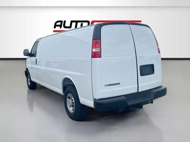 2025 Chevrolet Express Cargo Van RWD 2500 Extended Wheelbase WT