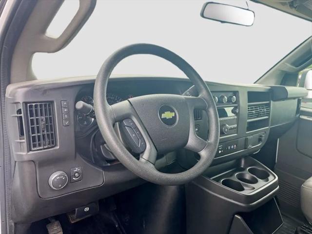 2025 Chevrolet Express Cargo Van RWD 2500 Extended Wheelbase WT