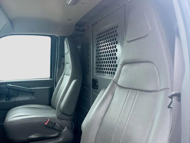 2025 Chevrolet Express Cargo Van RWD 2500 Extended Wheelbase WT