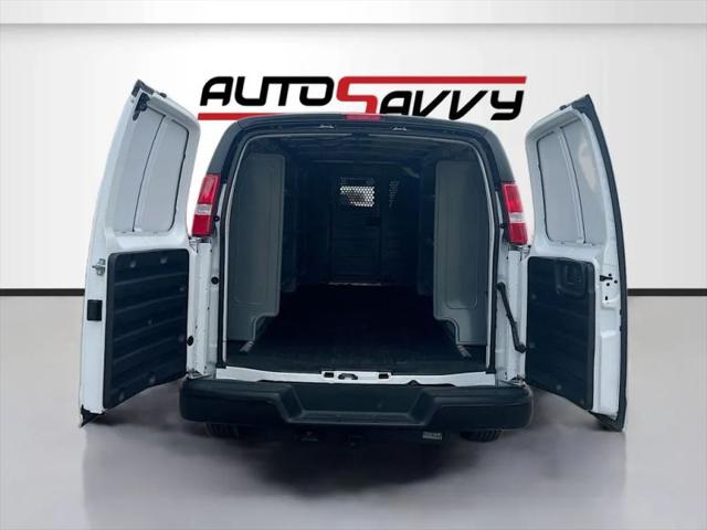 2025 Chevrolet Express Cargo Van RWD 2500 Extended Wheelbase WT