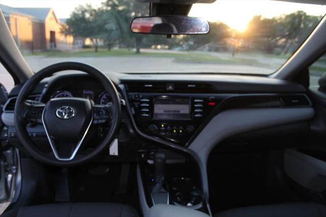 2019 Toyota Camry LE