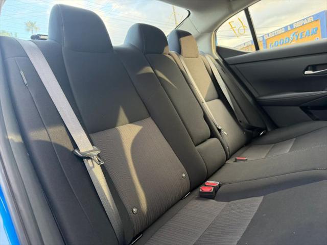 2022 Nissan Sentra SV Xtronic CVT
