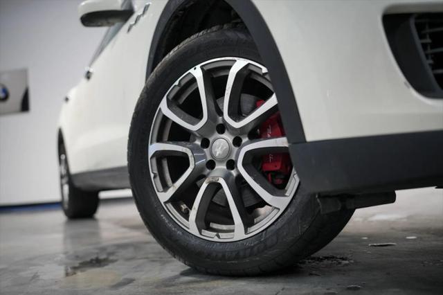 2017 Maserati Levante Base