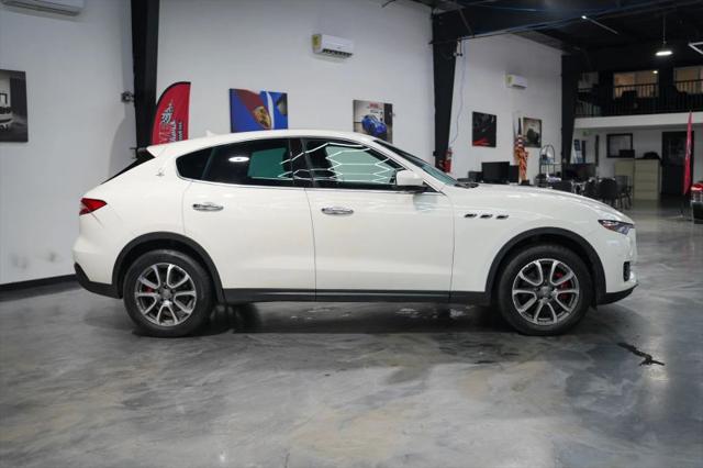 2017 Maserati Levante Base