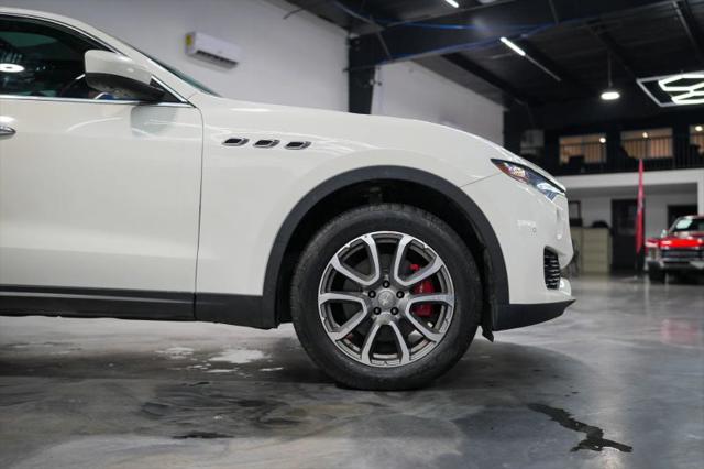 2017 Maserati Levante Base