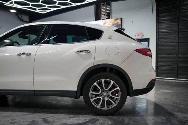 2017 Maserati Levante Base