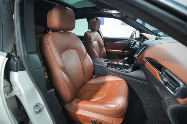 2017 Maserati Levante Base