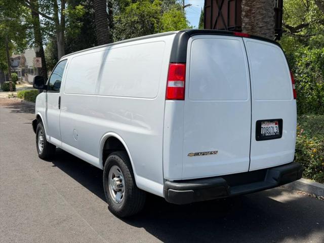 2021 Chevrolet Express Cargo Van RWD 3500 Regular Wheelbase WT