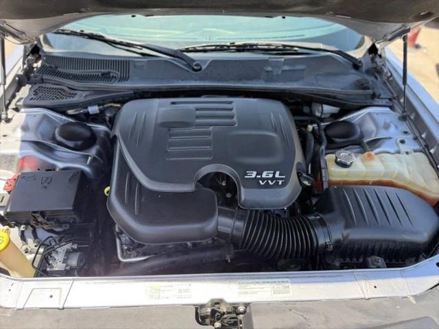 2015 Dodge Challenger SXT