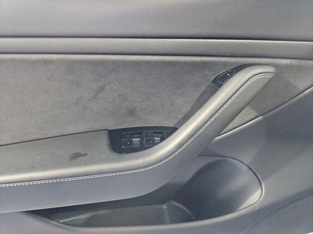 2019 Tesla Model 3 Mid Range