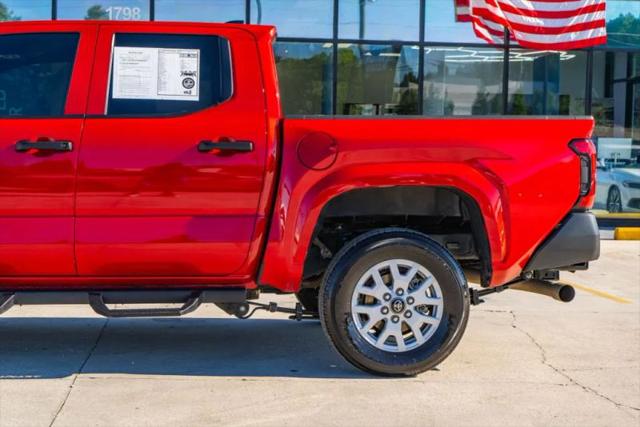 2025 Toyota Tacoma SR