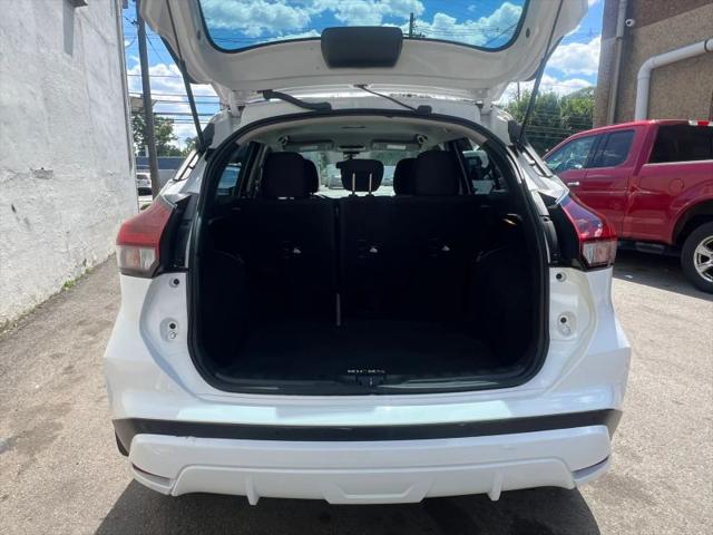 2023 Nissan Kicks S Xtronic CVT