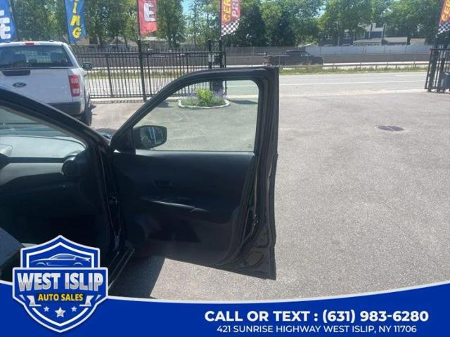 2024 Nissan Kicks S Xtronic CVT