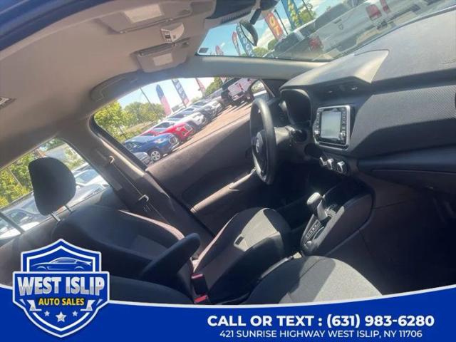 2024 Nissan Kicks S Xtronic CVT