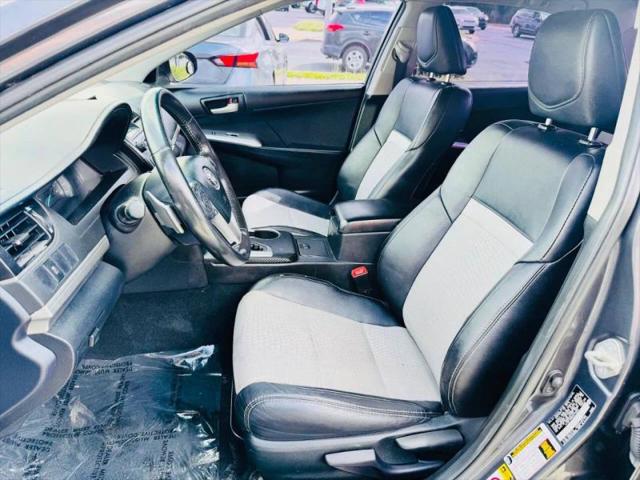 2012 Toyota Camry SE