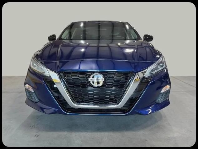 2022 Nissan Altima SR FWD