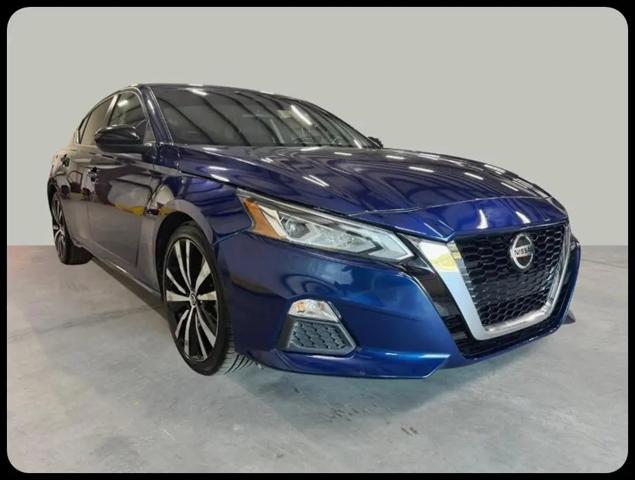 2022 Nissan Altima SR FWD