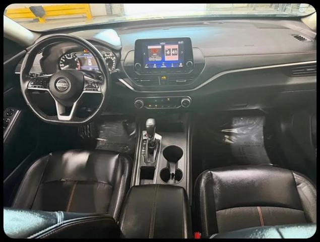 2022 Nissan Altima SR FWD