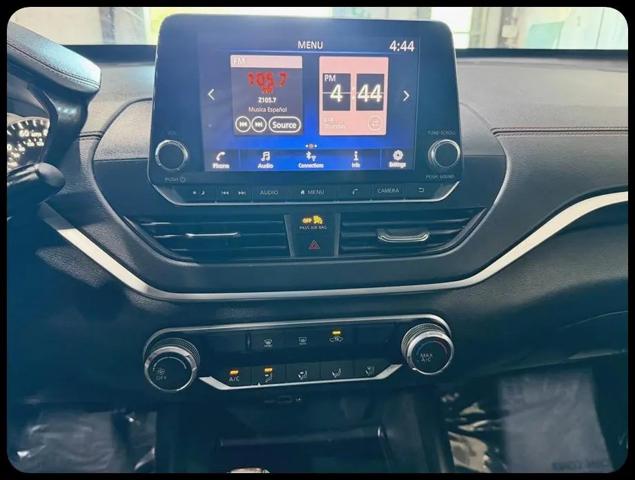 2022 Nissan Altima SR FWD
