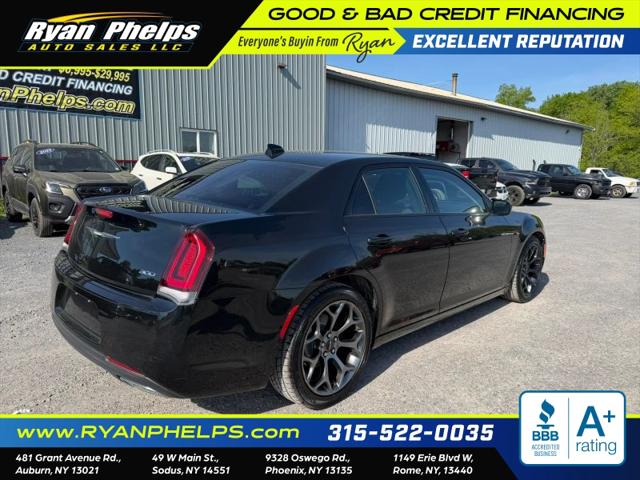 2018 Chrysler 300 Touring