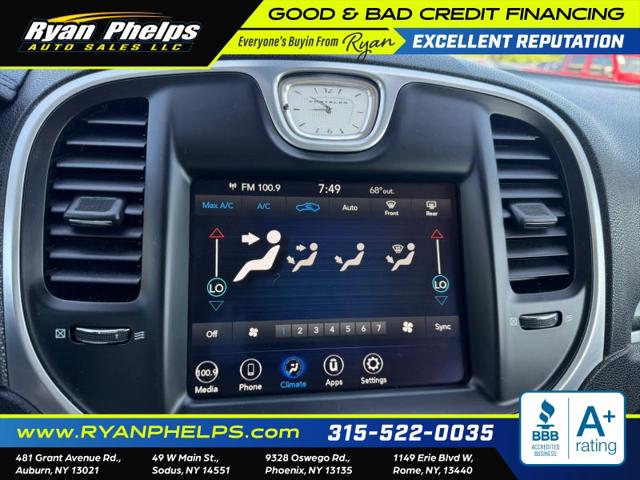 2018 Chrysler 300 Touring