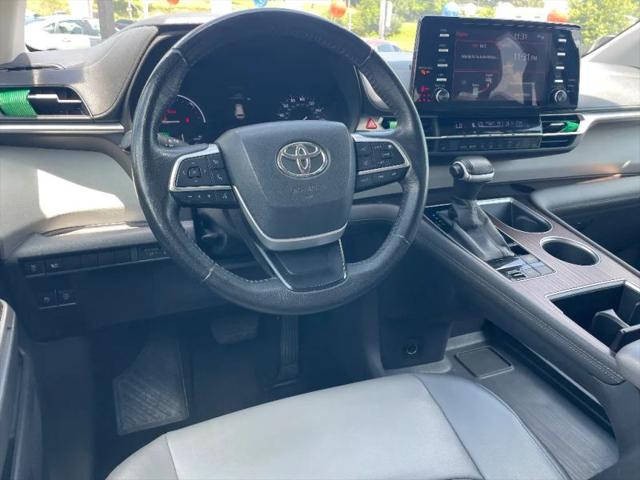 2021 Toyota Sienna XLE