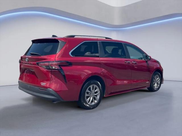 2021 Toyota Sienna XLE