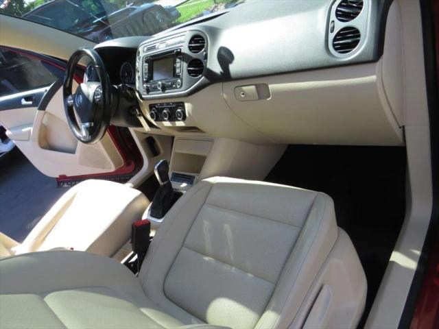 2012 Volkswagen Tiguan SE