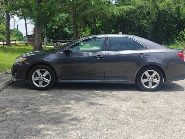 2014 Toyota Camry SE
