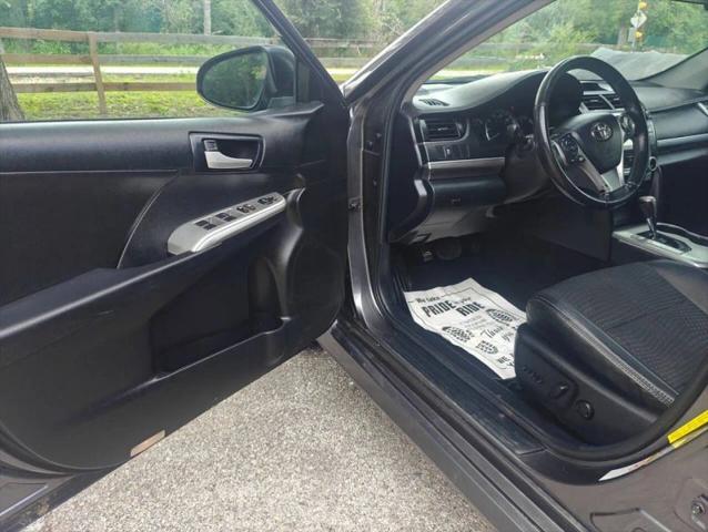 2014 Toyota Camry SE