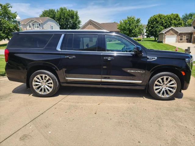 2022 GMC Yukon XL 4WD Denali