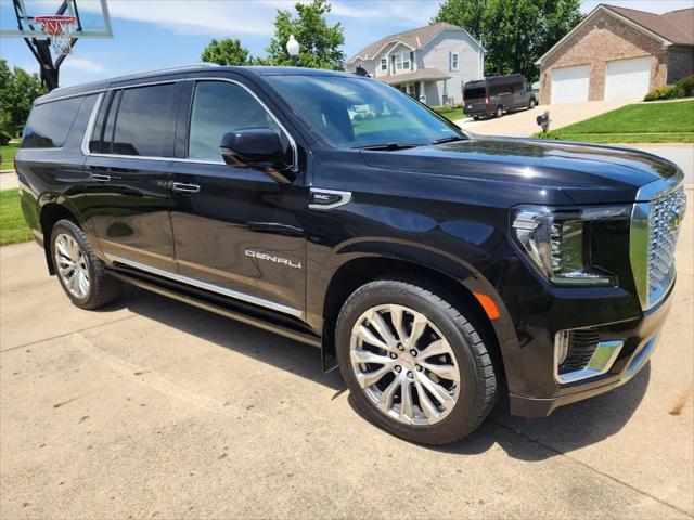 2022 GMC Yukon XL 4WD Denali