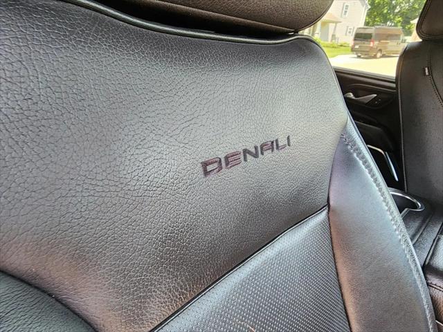 2022 GMC Yukon XL 4WD Denali