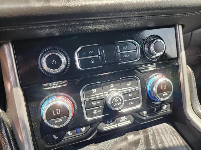 2022 GMC Yukon XL 4WD Denali