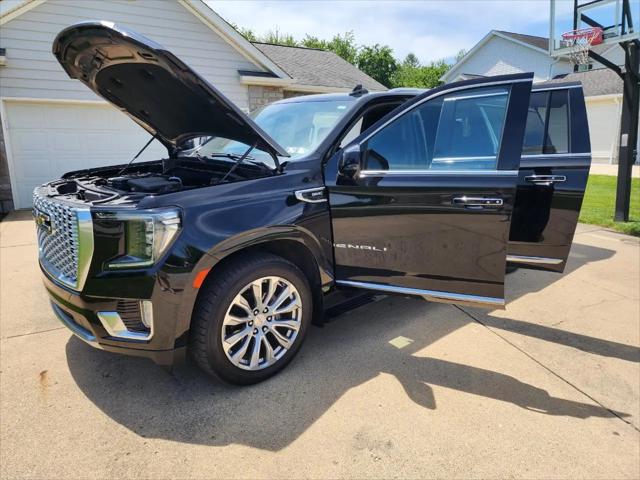 2022 GMC Yukon XL 4WD Denali