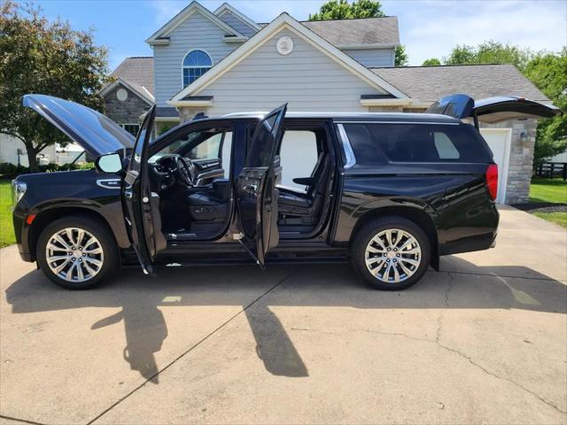 2022 GMC Yukon XL 4WD Denali
