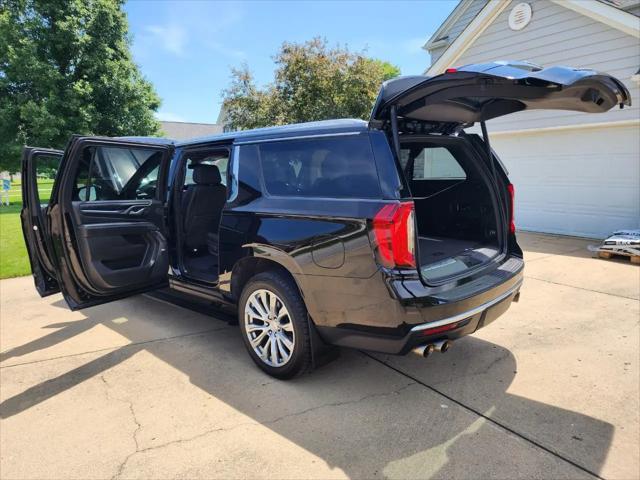 2022 GMC Yukon XL 4WD Denali