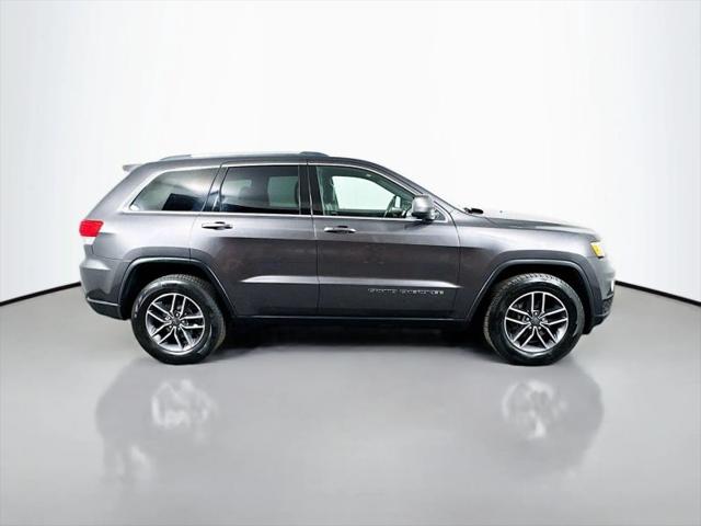 2019 Jeep Grand Cherokee Laredo E 4x2